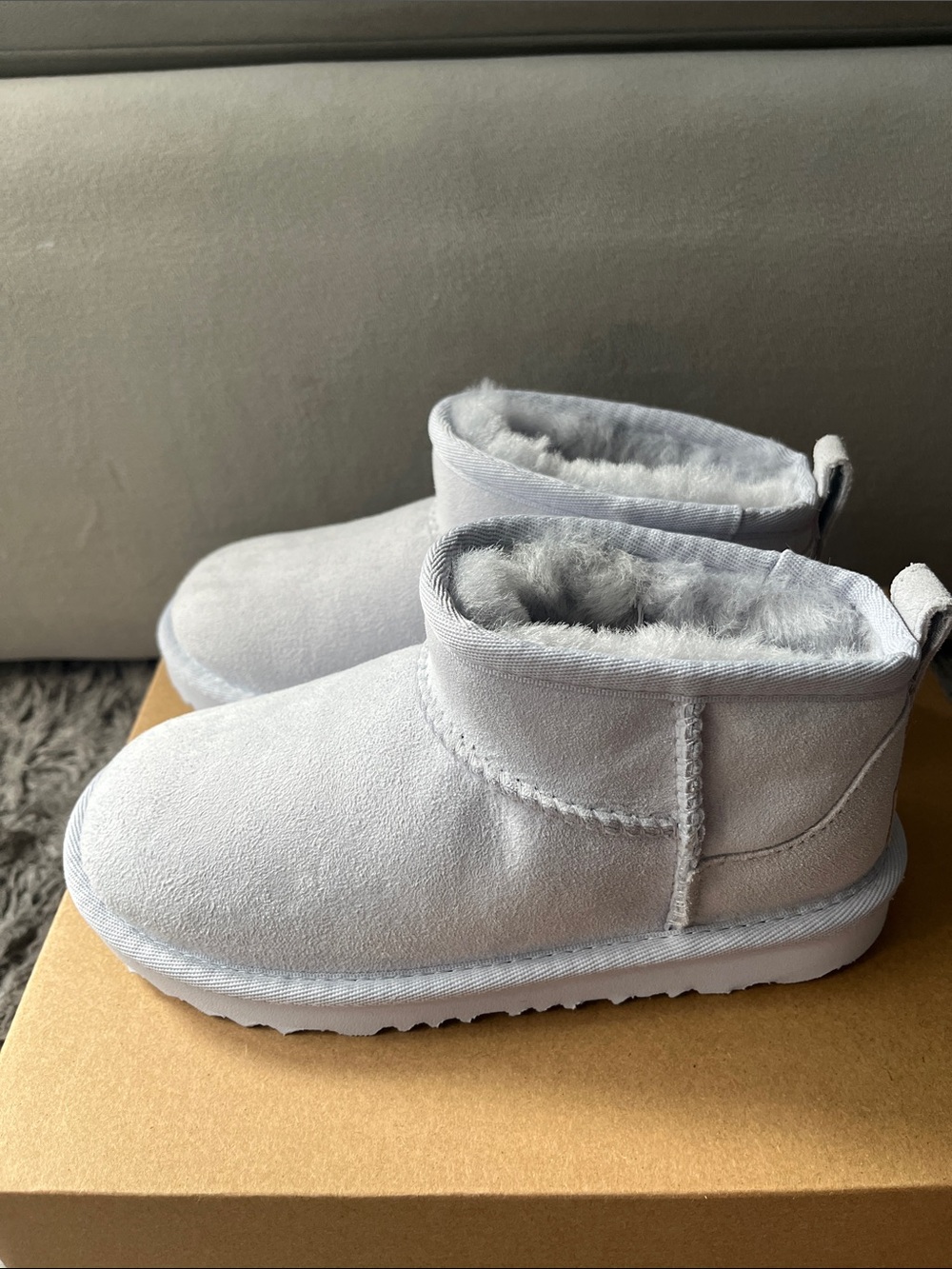 UGG kids classic ultra mini boot. Size 13. Misty Wisteria. Blue. Purple. New.